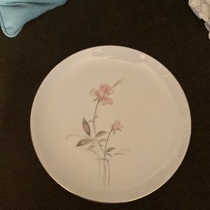 Serving platter Wentworth fine china DESIRE pattern 8906